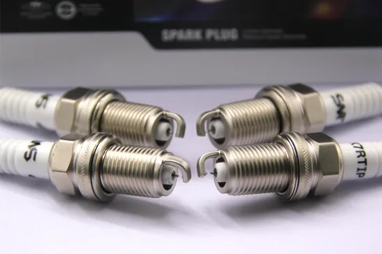 Bujía de electrodo Coper de níquel de calidad estupenda OEM para exportar